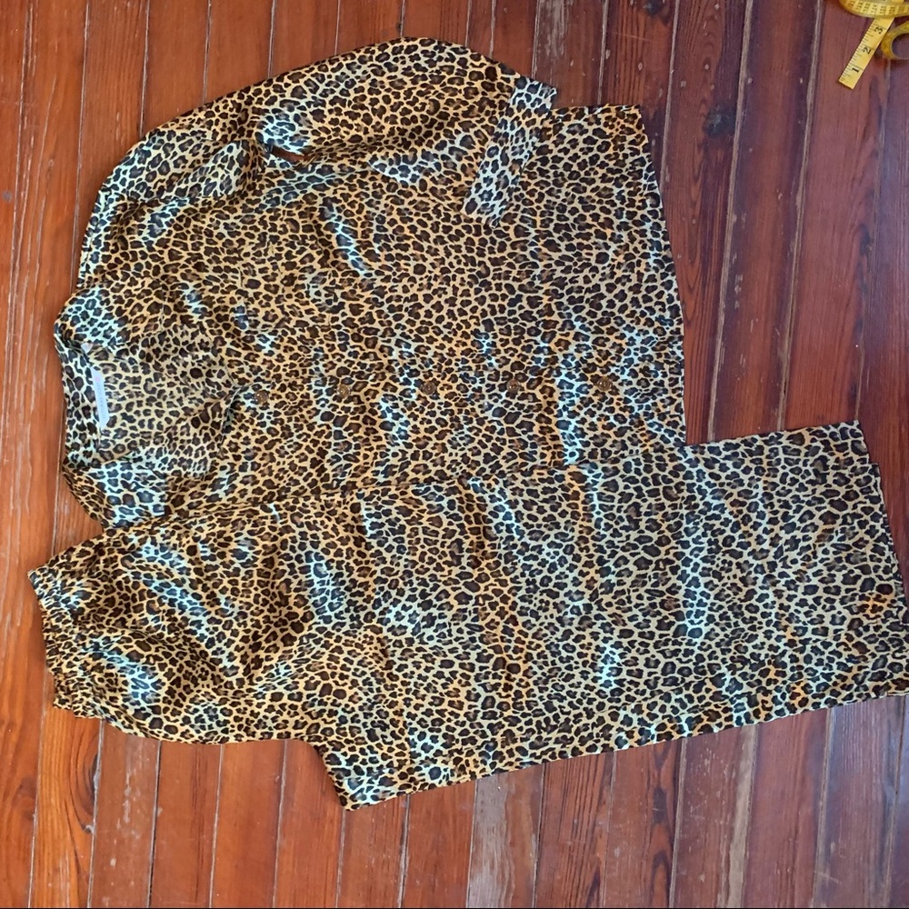 Victoria’s Secret Animal Print Silky Pajamas - Picture 11 of 11
